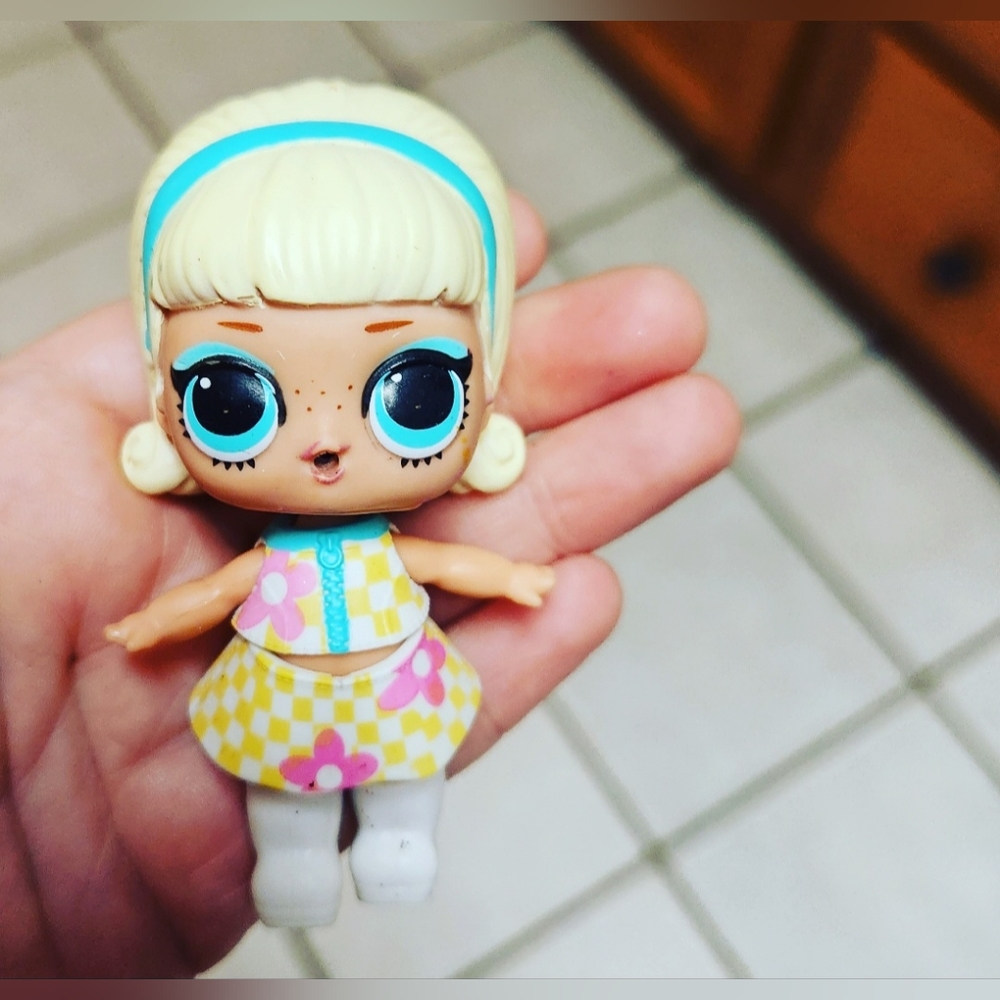 LOL Surprise Dolls Series 3 Confetti Pop Go Go Gurl